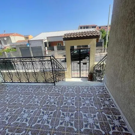 Pm 65 Viale Dante Alighieri * Dolianova
